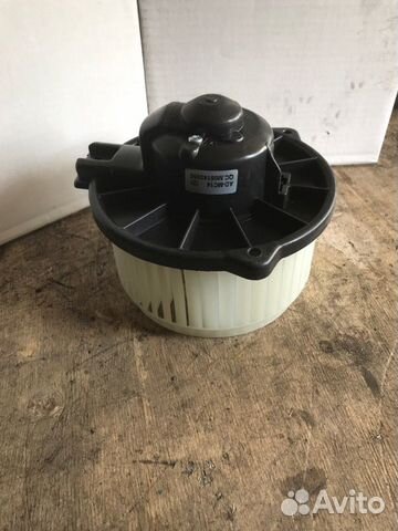 Мотор печки Mitsubishi Delica 1997