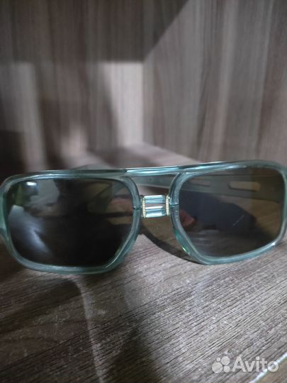 Солнечные очки