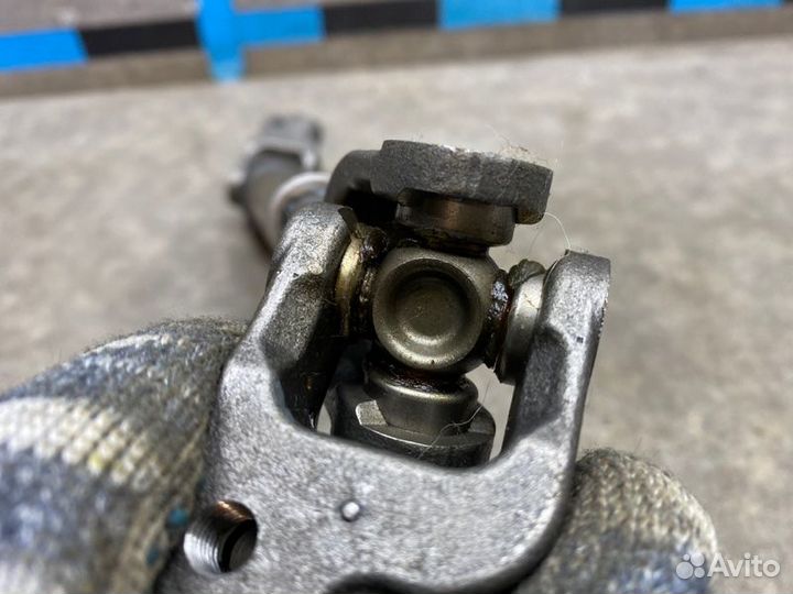 Рулевой карданчик Toyota Corolla E140 1.6 1zrfe