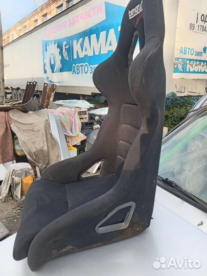 Спортивные сиденья ковш