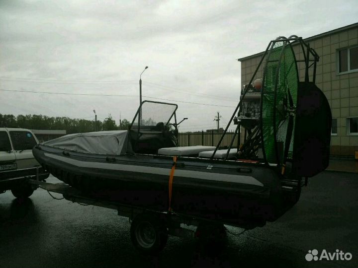 Аэролодка Нерпа с двигателем suzuki g16а