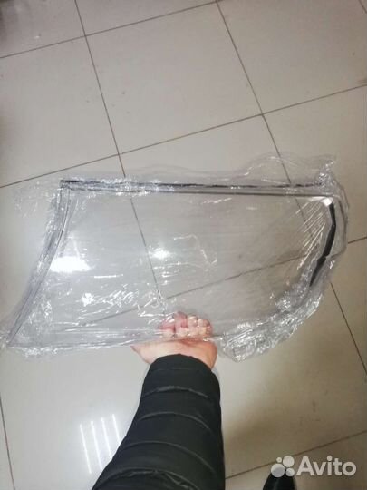 Стекло фары (иномарки)