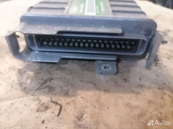 Блок управления двигателем Vw passar B3 2.0