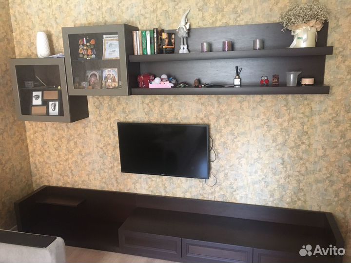 Стенка в гостиную