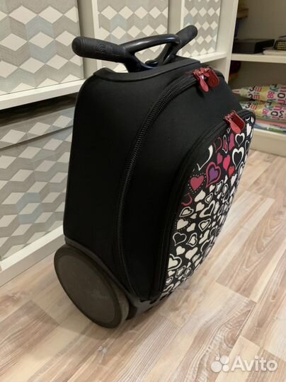 Портфель чемодан на колесах Nikidom