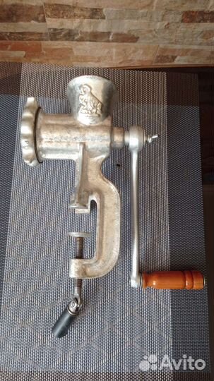 Мясорубки чугунные времён СССР