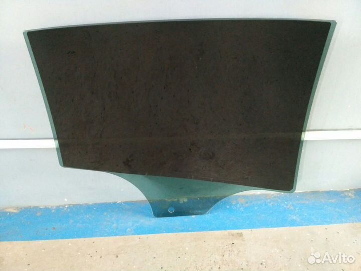 Стекло заднее левое BMW X6 E71