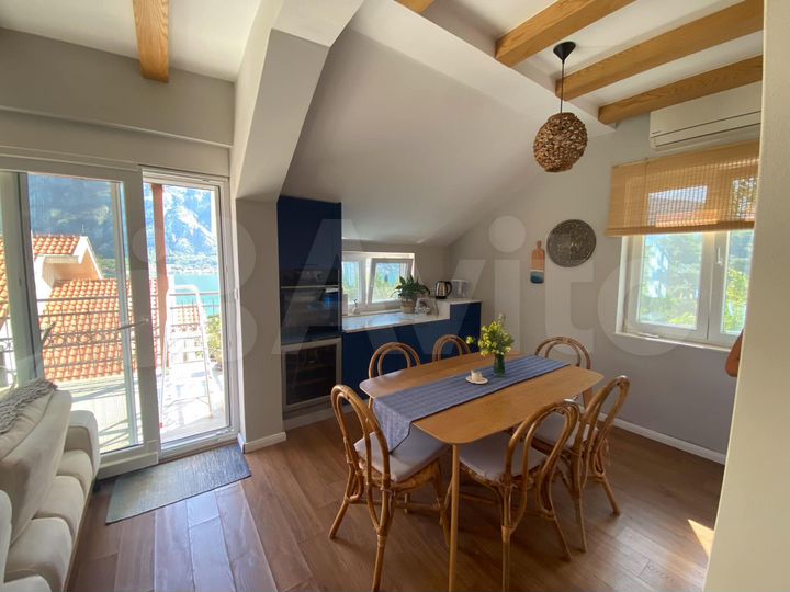 Дом 204 м² на участке 350 м² (Черногория)