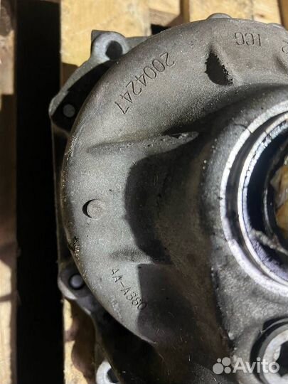 Редуктор переднего моста BMW X5 E70 2008