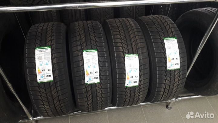 Bridgestone Potenza S001 255/45 R17