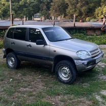 Chevrolet Niva 1.7 MT, 2006, 195 000 км, с пробегом, цена 355 000 руб.