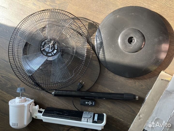 Вентилятор напольный с пультом zanussi