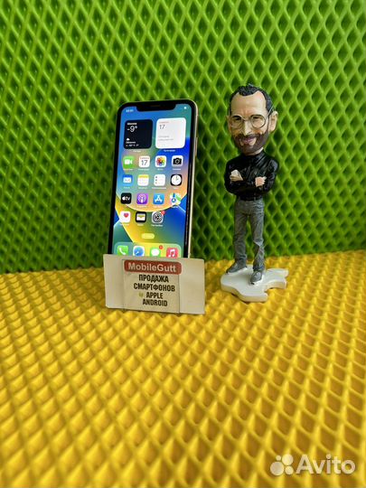 iPhone Xr, 128 ГБ