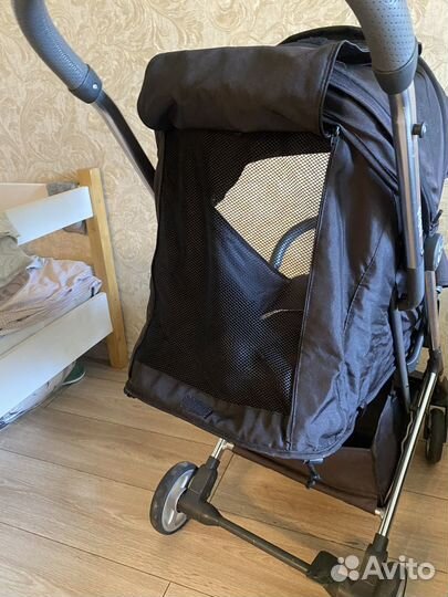 Коляска gugas
