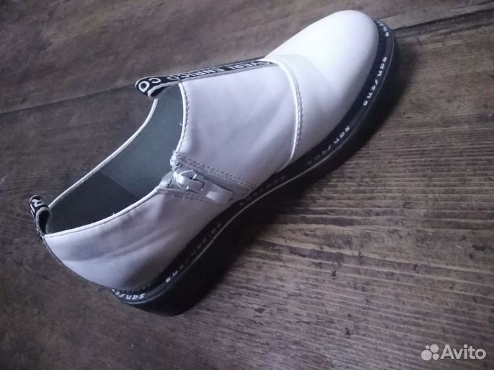 Туфли детские 35 размер новые