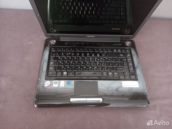 Ноутбук toshiba