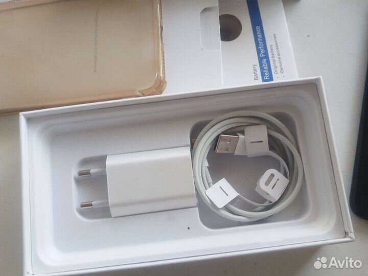 Телефон iPhone 7+