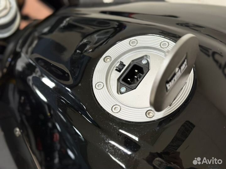 Электромотоцикл Yamaha R3