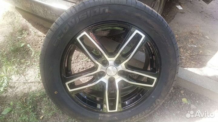 Колеса в сборе 5 114.3 235/55 R18 100V