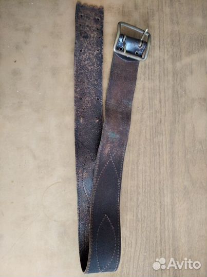 Ремни кожаные с бляхами и кобура