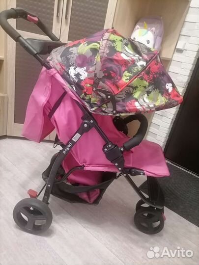 Прогулочная коляска