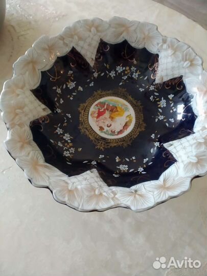 Фруктовница на ножке