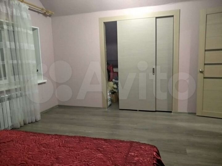 Коттедж 126 м² на участке 6 сот.