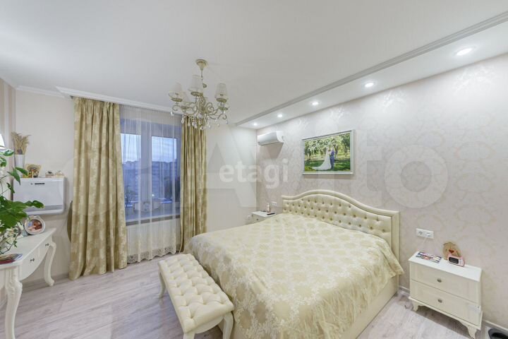 3-к. квартира, 125 м², 8/9 эт.