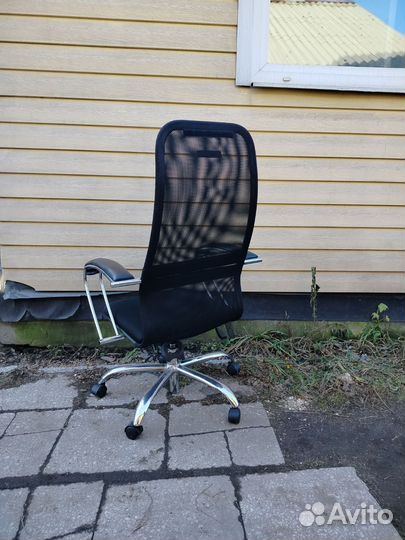 Компьютерное кресло Metta