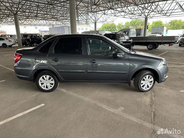 LADA Granta 1.6 AT, 2021, 45 000 км