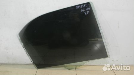 Стекло задней правой двери