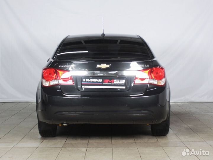 Chevrolet Cruze 1.8 AT, 2011, 236 276 км