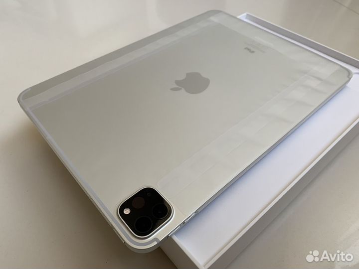 iPad Pro 11“ 512Gb WiFi+LTE новый Ростест