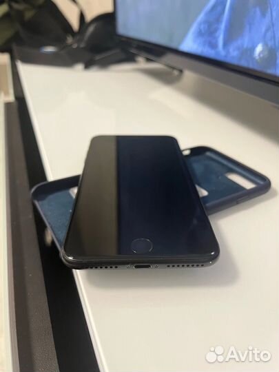 Телефон iPhone 7 plus 128gb