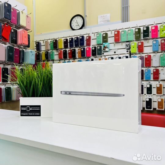 MacBook Air M1 8/256Gb