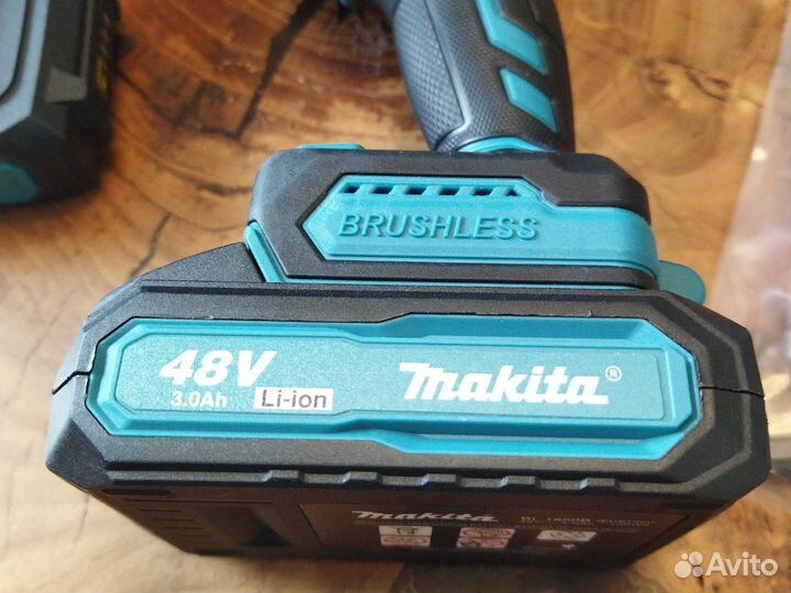 Шуруповерт Makita 48V3A безщеточный