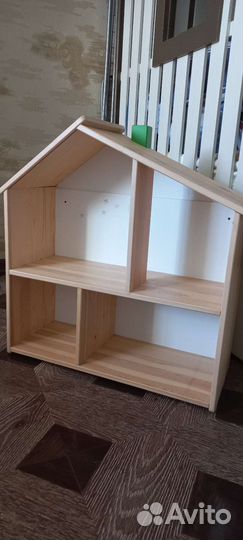 Кукольный домик с мебелью
