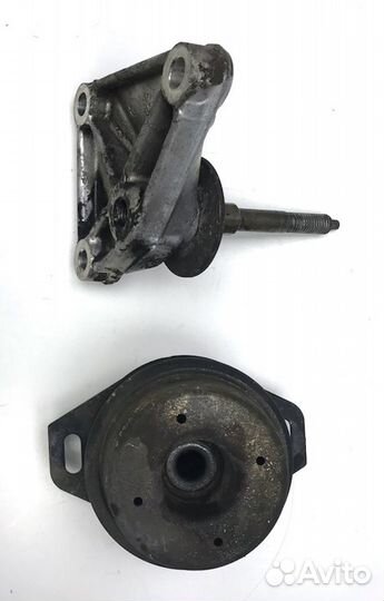 Пежо 607 Подушка двигателя