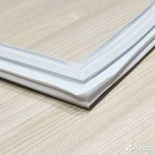 Уплотнитель холодильника атлант, минск 960х556мм