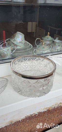 Хрустальная конфетница