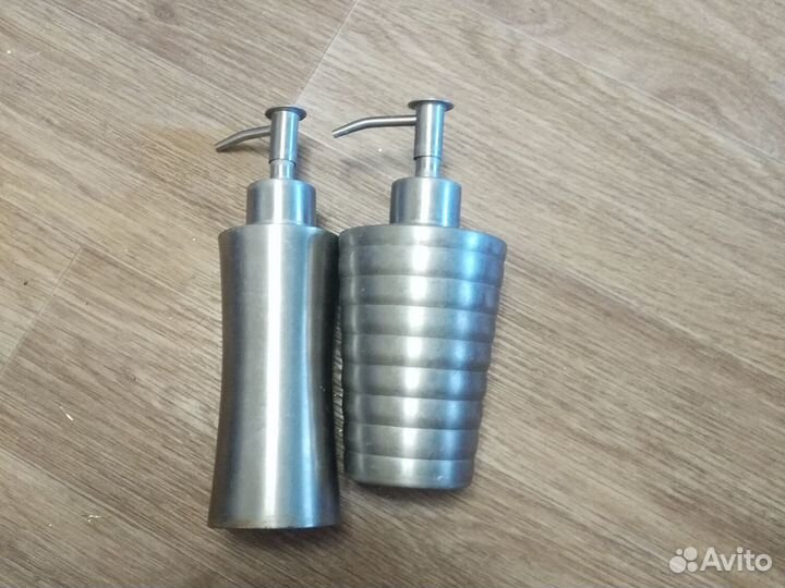 Полочки для ванной, кухни,подставка для крышек