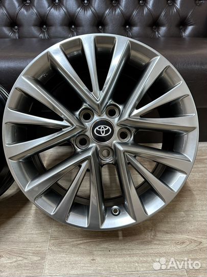 Новые диски R17 5-114.3 toyota