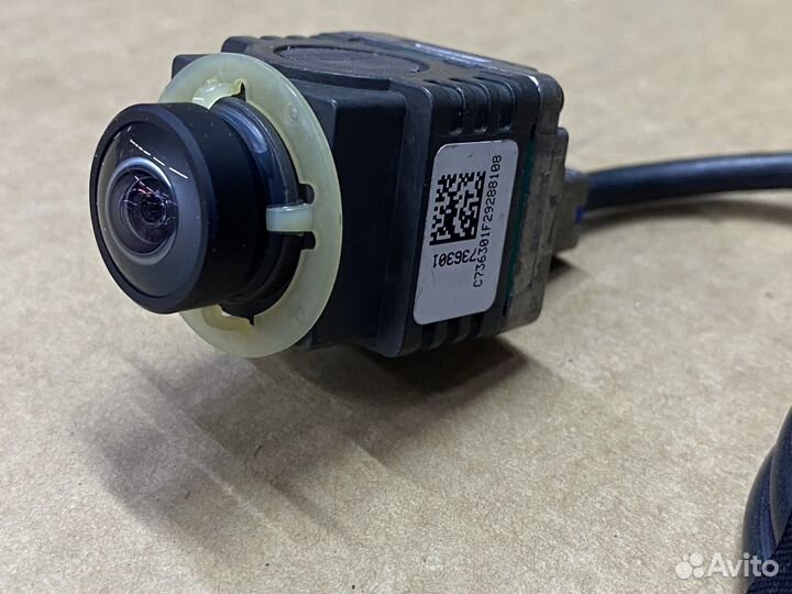 Камера бокового зеркала Mercedes W447