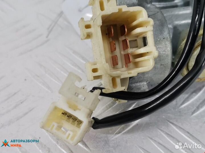 Замок зажигания Daihatsu Charade 2004