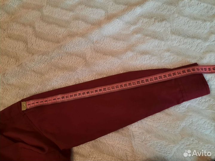 Школьный костюм (жилетка + брюки + рубашка)