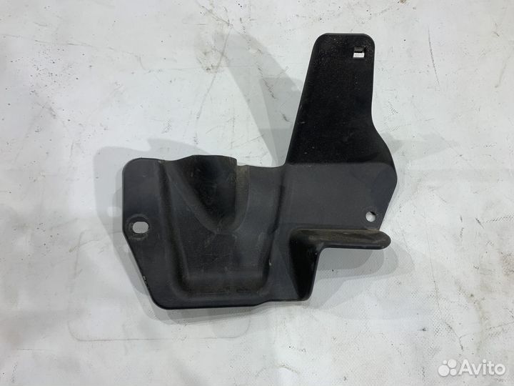 Кожух рулевой колонки Audi Q3 8U