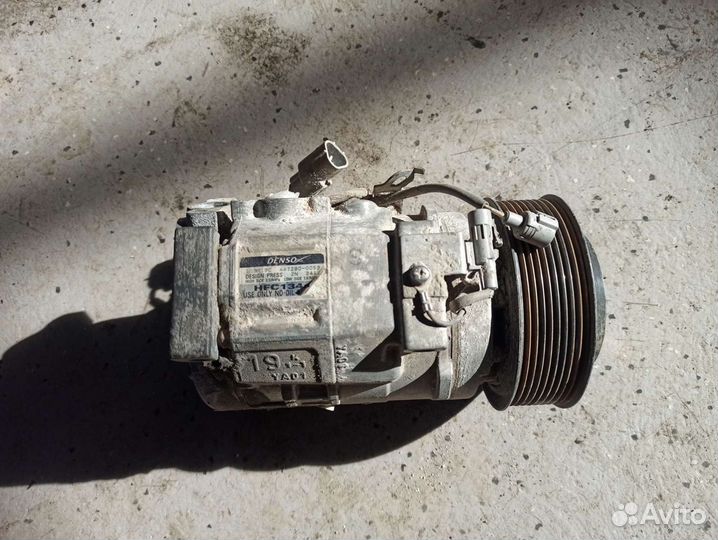 Компрессор кондиционера Toyota Land Cruiser 200 4