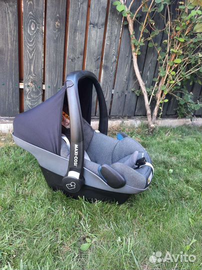 Maxi cosi pebble plus с адаптерами