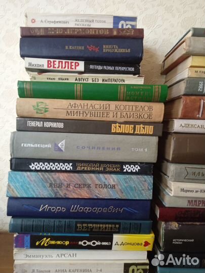 Книги разной тематики кулинария шахматы