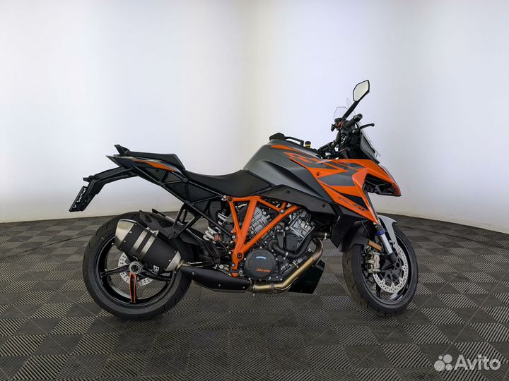 KTM 1290 Super Duke GT